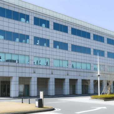 Amazon fyrer 30.000 kontormedarbejdere: hvad betyder det for arbejdsmarkedet?